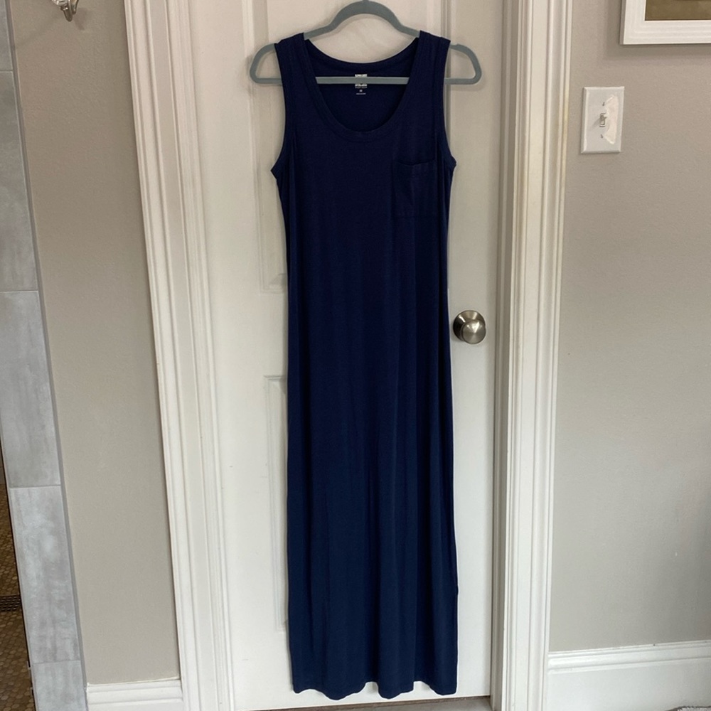 Navy maxi tee dress
